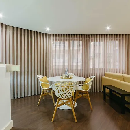 Avenue Marques - Luxury * Lissabon