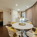 Avenue Marques - Luxury Apartment Lisbon